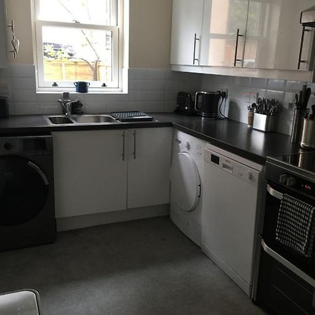 Comfortable Rooms With Live In Host, Walking Distance To The High St & More Glastonbury Dış mekan fotoğraf